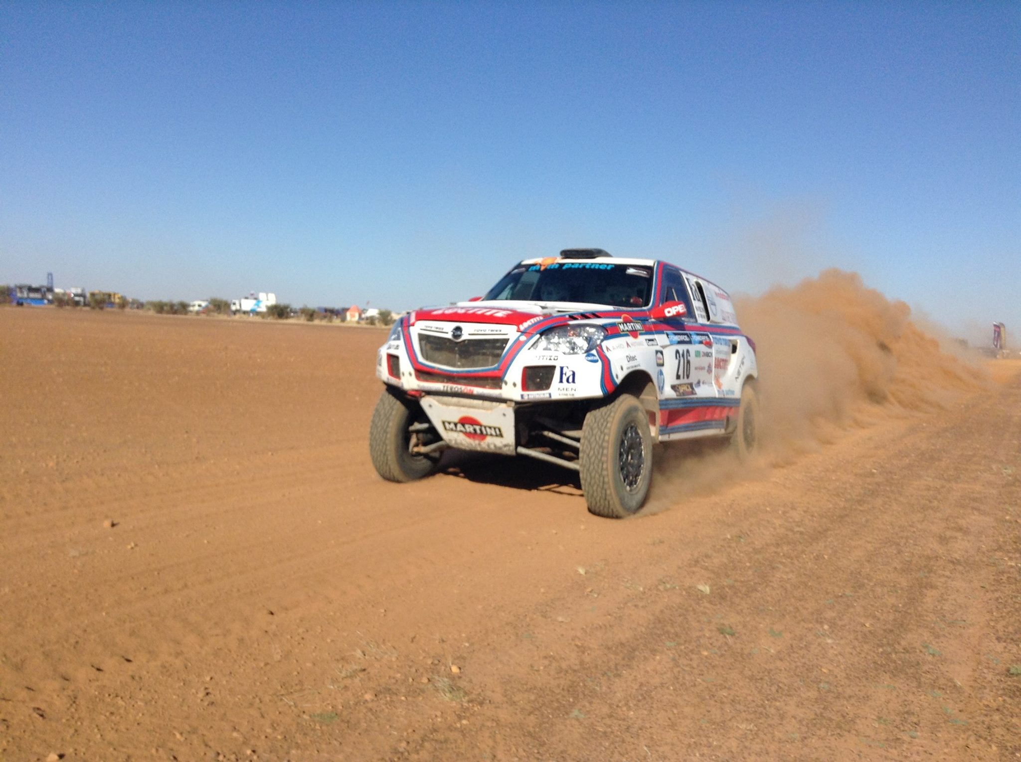 www.dakar.hu