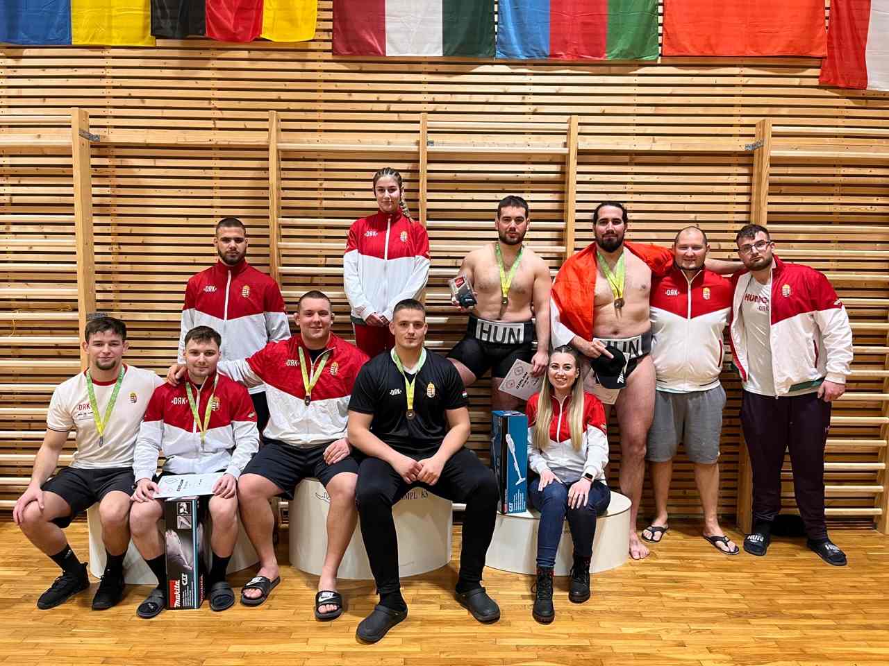 szumo valogatott