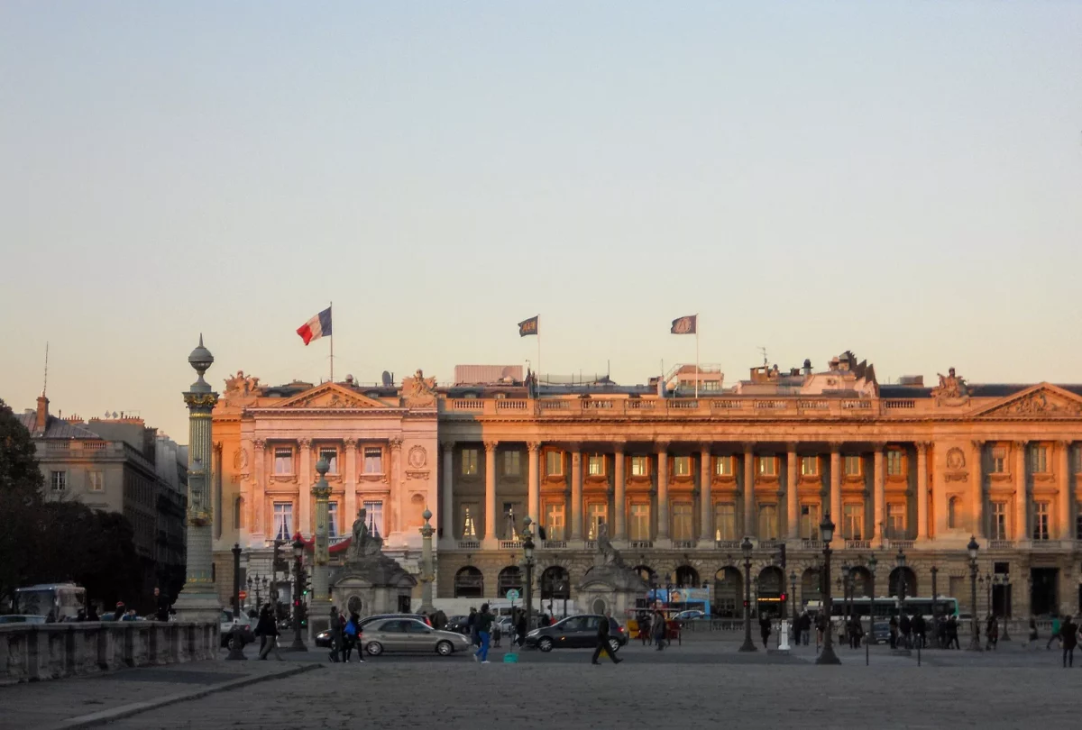 Az FIA párizsi székháza a Place de la Concorde-on